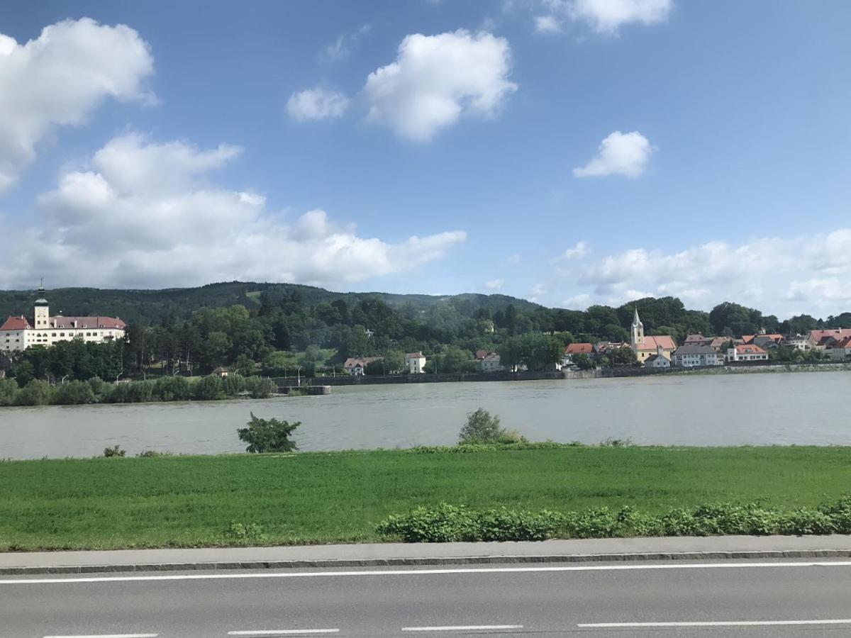 Asia Wok Gasthof Ybbs an der Donau Bagian luar foto