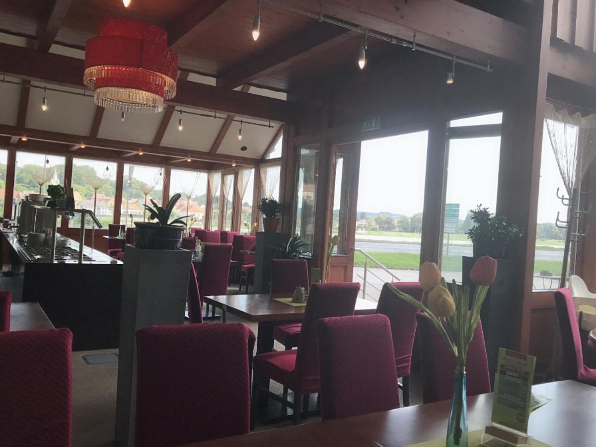 Asia Wok Gasthof Ybbs an der Donau Bagian luar foto